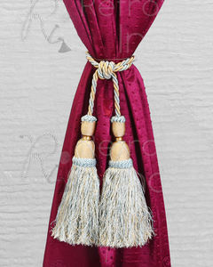 Fait à la main en couleur classique 12 ''Polyester Tassel Conception personnalisée, couleur et taille Embrasse Fabriqué en Inde - Product Image 1