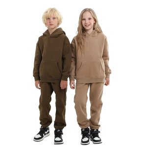 Chándales para niños con logotipo personalizado 3-14 años 350Gms Fleece Plain Kids Jogger Sets a granel al por mayor Ropa para niños - Product Image 1