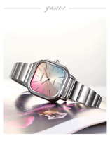 Montre décontractée pour femmes, boîtier carré de 26,5 mm, bracelet en acier inoxydable, résistante à l'eau, pour un usage quotidien