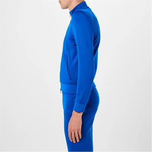 Conjunto Deportivo de Dos Piezas con Capucha para Invierno, Unisex, con Chaqueta con Cremallera y Pantalones - Product Image 2