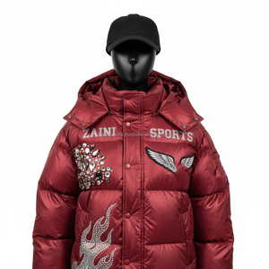 Chaqueta acolchada de moda para mujer, tela de poliéster 380 GSM, tono rojo vino con diamantes de imitación, diseño de llama, logotipo personalizado, chaquetas acolchadas para mujer - Product Image 1