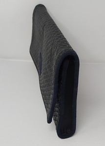 Monederos de mano para mujer al por mayor, novedad de verano, bolso de mano, bolso de noche de cuero puro trenzado, bolsos de mano negros simples con tapa para mujeres y niñas - Product Image 5