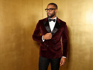 Blazer de Esmoquin Cruzado de Terciopelo Camel para Hombre con Solapa de Satén Negro |   Chaqueta Formal para Bodas y Eventos Nocturnos - Product Image 2