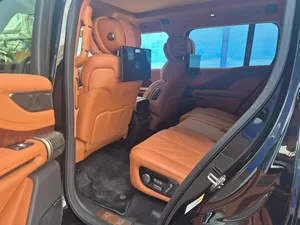 Yang.wang U-8 2024 B/Y/D/D, 49 kWh, Automático, 4 Asientos, Interior de Cuero, Faros LED, Neumáticos R18, SUV, Emisión Euro VI - Product Image 6