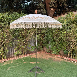 Poteau en aluminium minimaliste de 8 pieds extérieur grand parasol robuste pagode blanche plage jardin parapluie garniture rouge pour piscine hôtel boutique cour - Product Image 1