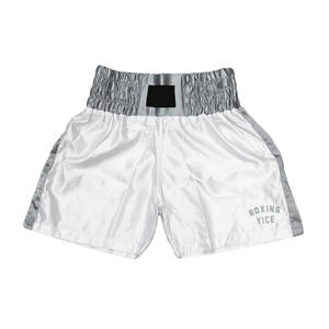 Short de boxe pour femme OEM de Streetgrace avec options d'impression de logo en tissu respirant sur mesure et support de marque privée - Product Image 1