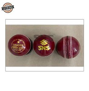 5 Ply Thread Seam Machine Stitched 2 Pieces Construction Vegetable Tanned Leather Cricket Balls at Best Market Price