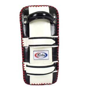 Protège-tibias Fairtex sur mesure en cuir de vachette de qualité supérieure, pour entraînement en arts martiaux, boxe, MMA, kick-boxing. - Product Image 3