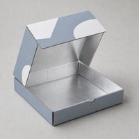 Boîte à pizza en carton ondulé avec doublure en aluminium, disponible en 7, 8, 9, 10, 12 pouces et toutes tailles personnalisées pour la vente en gros, la livraison à emporter et l'impression OEM sur mesure.
