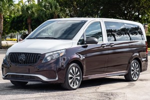 Mercedes-Benz Metris 2021 Usada Premium, ~500 Millas, Conversión de Van de Lujo - Product Image 6