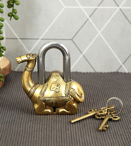Cerradura de latón con diseño de camello dorado hecho a mano náutico con llave Cerradura de puerta de desbloqueo duradera - Product Image 3