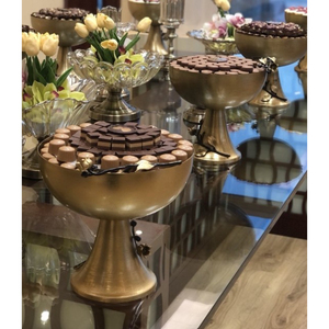 Bol à chocolat en métal finition dorée Bol de service à chocolat de style moderne Présentoir à desserts pour les mariages et les décorations de fête - Product Image 6