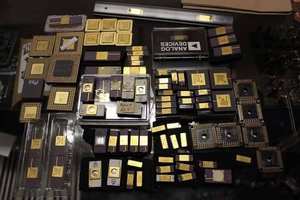 Chatarra cerámica de CPU a granel en venta en grandes cantidades, rentable para la extracción de metales - Product Image 2