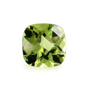 Venta al por mayor de alta calidad Natural 4,5mm facetado Checker Cut Peridot verde cuarzo piedras cojín Checker Cut facetado cuarzo verde - Product Image 1