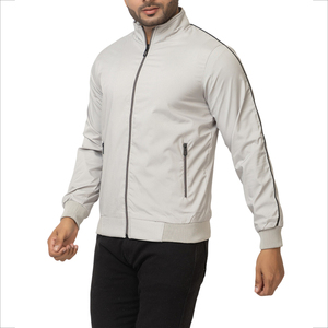 Camiseta de Soft Shell para Hombre - Diseño Moderno, Ideal para Días Activos, Ofrece Protección Versátil, Ideal para Compras al por Mayor, Estilo Moderno - Product Image 6