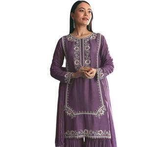 Ensemble Salwar Kameez en soie violette de créateur moderne, broderie lourde, dupatta assorti, pour femme, mariage pakistanais, fête, célébration - Product Image 1