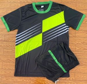 Maillot de football unisexe à la vente chaude, vente en gros, imprimé, couleur personnalisée, léger, respirant, anti-rides, prix d'usine, haute qualité - Product Image 1