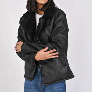 Veste en cuir d'agneau d'hiver de haute qualité avec un design respirant en tricot Logo frontal Équilibre entre chaleur et style - Product Image 3