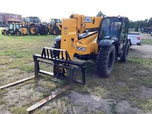 Chariot télescopique JCB 535 d'occasion, 90 tonnes, modèle 2023, hauteur de levage de 35 m, matériel de construction, excellente qualité - Product Image 4