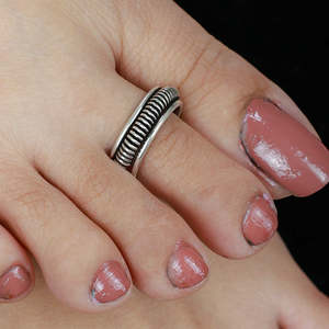 Noor <b>Gold</b> Plated Spiral Silver <b>Toe</b>-<b>Rings</b> (Pair) Wedding Jewelry Made of Copper - Product Image 2