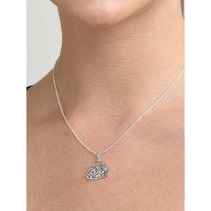 Collar de cadena con colgante de bolso de plata de ley chapado en rodio, estilo moderno/vintage, con detalles de circonita/diamante - Product Image 6