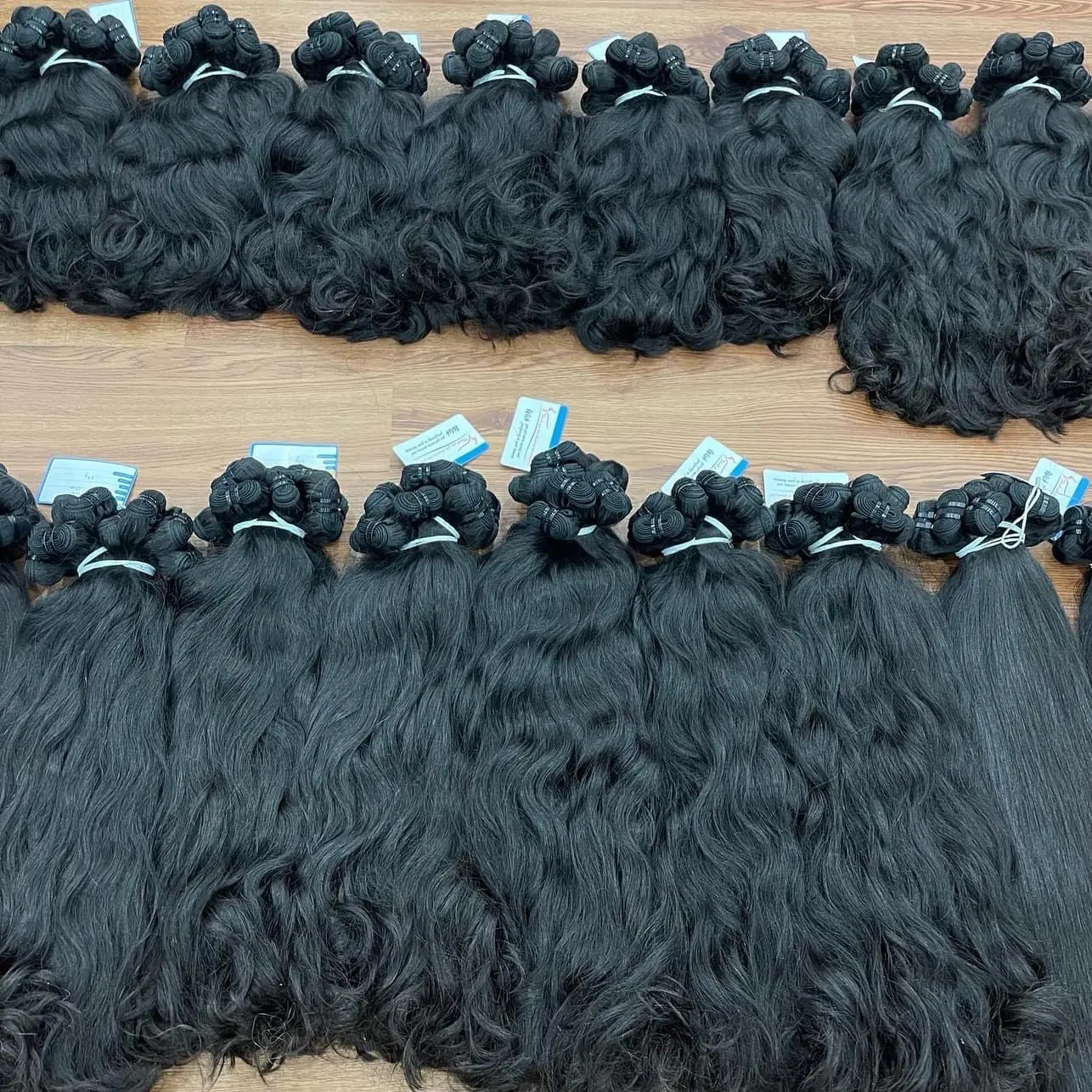 Top product for sale Natural Wavy Weft 100 Grams Per Bundle Machine Double Weft 100% raw Vietnamese Human Hair wholesale price