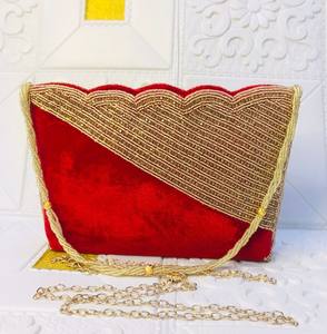 Sac de soirée élégant clouté en pierre fait à la main de créateur Pochette à la mode pour les mariages et les événements de femmes - Product Image 1