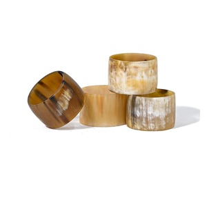 Anneaux de porte-serviettes de Table à manger élégants en corne de buffle pour rond de serviette en bois personnalisé Vaisselle Produit antique pour la maison - Product Image 3