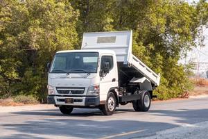 NUOVO 2024 Mitsubishi Canter 3.0L Turbo Potenza 175 CV 4 Cilindri 4X2 2 Assi Alimentazione Diesel Trasmissione Manuale Guida a Sinistra - Product Image 5
