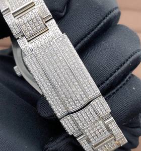 นาฬิกาเพชรสีเงินสุดหรูสำหรับผู้ชายหน้าปัดสีรุ้งแบบฮิปฮอปเครื่องประดับเพชรชุบเงิน - Product Image 4