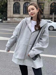 Vente en gros Fashion Crop Hoodies Vêtements pour femmes Printemps Sweat à capuche à manches longues pour femmes logo - Product Image 4