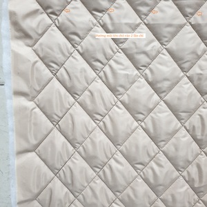 Vente en gros 100% polyester Quilting Processing High Standard 3 ''Square Environmental Friendly for 2-5 Layer Hotel Use - Product Image 6