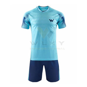 Uniforme de Football pour hommes, nouveau Design de Sublimation, de haute qualité, vêtements de sport, uniforme d'entraînement de Football, meilleur uniforme de Football - Product Image 1