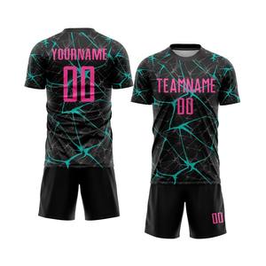Uniforme de football personnalisé par sublimation - Manches courtes, design imprimé respirant |   Production en gros pour les marques avec une coopération à long terme - Product Image 2
