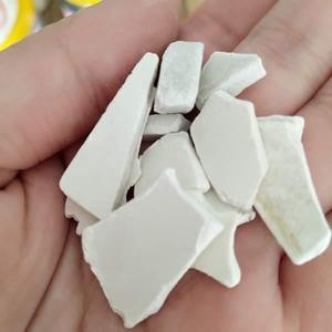 Granulés de PVC à haut débit blancs et gris pour le soufflage et les films soufflés - Product Image 1