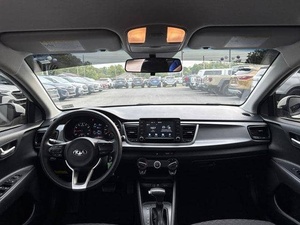 Asientos de Cuero para Rio LX 2020, Neumáticos R19, Volante a la Izquierda, Interior Claro - Product Image 6