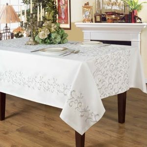 Venta al por mayor personalizado monograma bordado mantel directo de fábrica - Product Image 3