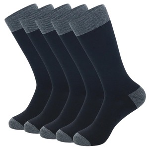 Logo personnalisé antidérapant Gym Yoga Pilates Grip Chaussettes organique mignon broderie femmes Chaussettes de sport Design pour hommes - Product Image 3