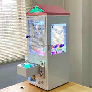 Fatura alıcı ile plastik jetonlu oyunlar pençe makinesi
