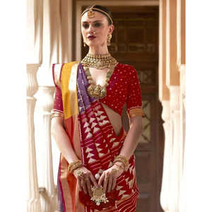 Pretty <b>Purple</b> Patola Silk <b>Saree</b> Digital Printed for Wedding Wear - Product Image 4