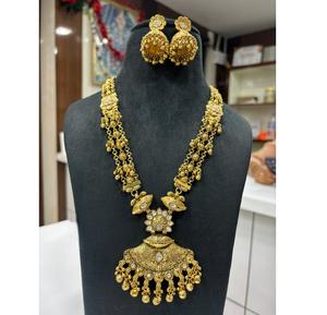 Best Quality Designer <b>Gold</b> Plated Stones Look Traditional Wear Necklace <b>Set</b> With <b>Earrings</b> for Wedding Collection For Women - Product Image 1