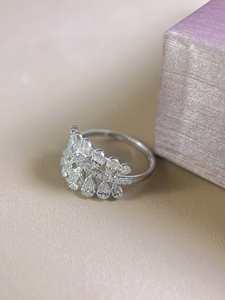 เครื่องประดับเงินแท้ 925 ประดับมอสซาไนต์ ชุบโรเดียมอย่างดี ดีไซน์หยดน้ำ ทันสมัย เหมาะสำหรับเป็นของขวัญงานหมั้น งานแต่งงาน หรืองานเลี้ยง - Product Image 3