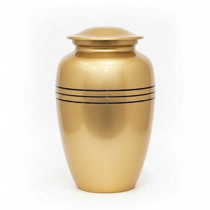 Urne funéraire en laiton doré de conception classique pour cendres humaines adultes, vente en gros |   Bandes noires en métal pour articles funéraires |   Collections Maaz - Product Image 1