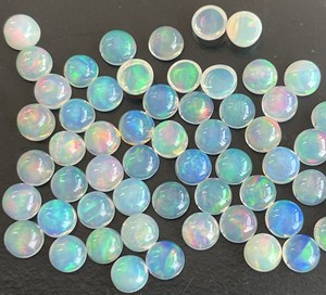 Cabochon rond en opale éthiopienne naturelle de 4mm à dos plat-Superbe cabochon rond en opale de qualité multifeu Pierre précieuse - Product Image 6