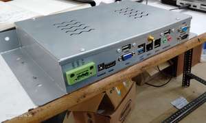 Carcasa de aluminio sin ventilador Panel PC - Product Image 6