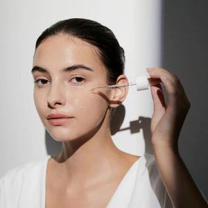 Produits de Beauté Coréens pour Femme Sérum de Soin Madagascar Centella Ampoule en Capsule Éclaircissante pour le Teint 100ml - Product Image 6