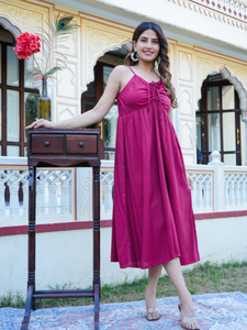 Robe Anarkali en polyester rayée marron avec un décolleté en V et une silhouette sans manches conçue pour un style décontracté tendance et élégant - Product Image 6