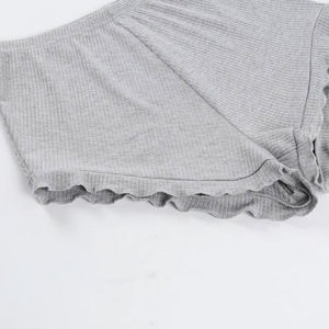 กางเกงขาสั้นออกกำลังกายผู้หญิงขายดีที่สุด เสื้อผ้าโยคะแบบกำหนดเอง กางเกงฟิตเนสระบายอากาศ ราคาประหยัด ดีไซน์ลายเส้น กางเกงขาสั้นกระชับสัดส่วน - Product Image 5