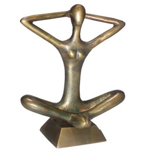 Aluminium RELAXING BODY POSTURE GOLD métal art abstrait sculpture statue moderne décoration intérieure luxe bureau design accents parfait - Product Image 1