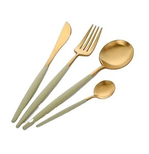 Utensilios de cocina de diseño Premium, juegos de cubiertos, nuevo modelo, cuchara de Metal de latón, cuchillo, tenedor y cuchara, juego de cubiertos - Product Image 1